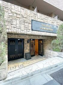 15/15 エントランス