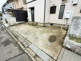 2/2 エントランス