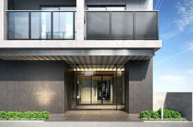 14/14 エントランス