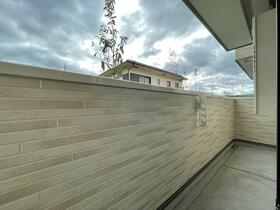 13/16 バルコニー