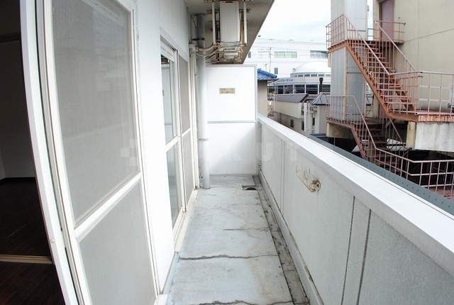 20/23 バルコニー