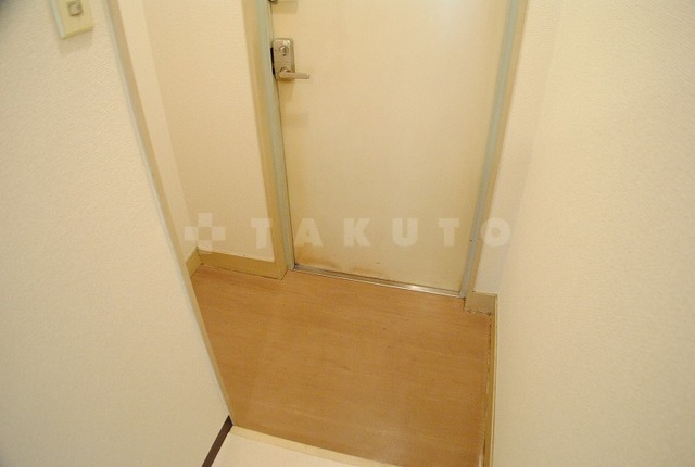 13/23 玄関