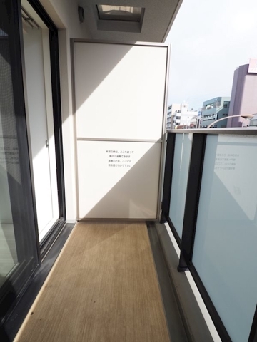 19/30 バルコニー