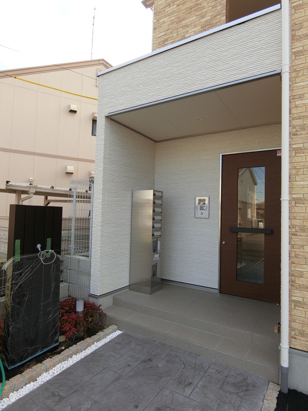 18/22 エントランス