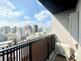 13/17 バルコニー