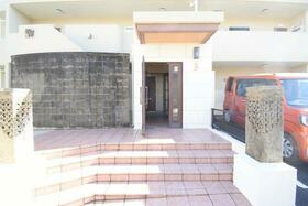 15/15 エントランス