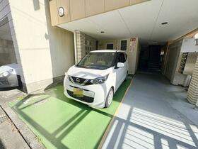 14/14 エントランス