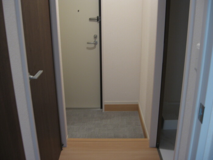 5/19 玄関