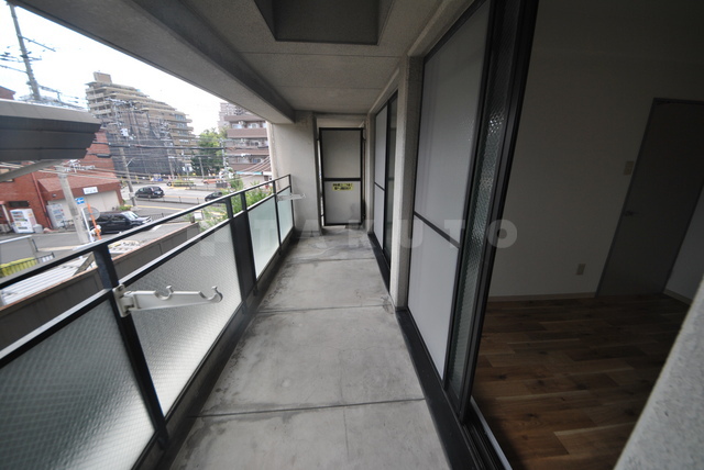 18/30 バルコニー