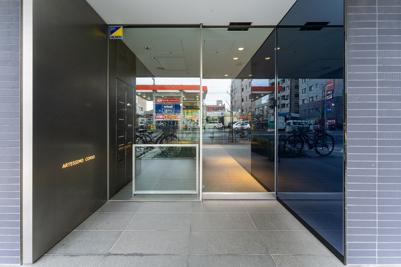 5/5 エントランス