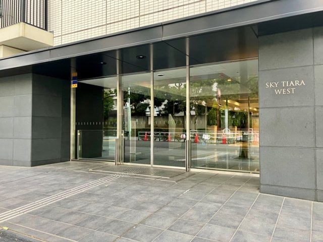 18/18 エントランス