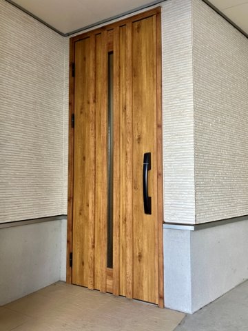 2/3 エントランス