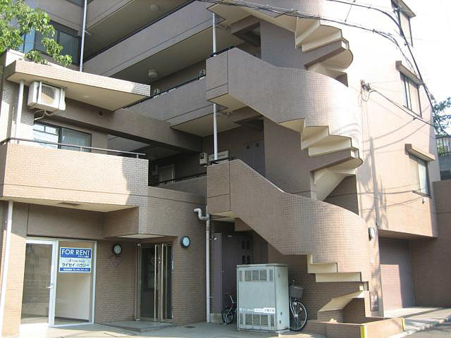 20/20 エントランス