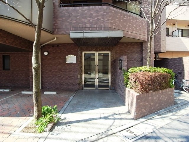 3/4 エントランス