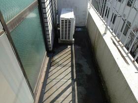 14/16 バルコニー