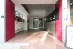 2/2 エントランス