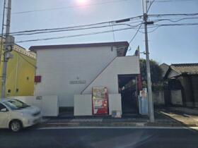 16/16 エントランス