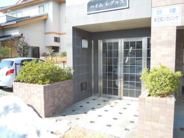 16/22 エントランス