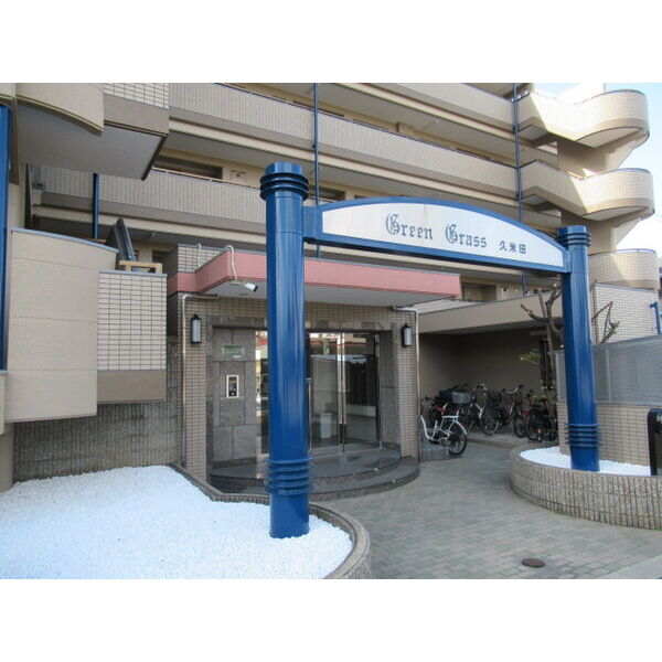 2/4 エントランス