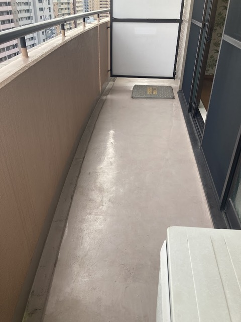 16/18 バルコニー