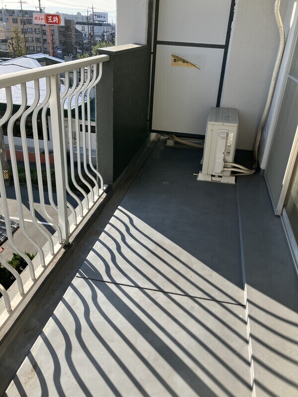 14/28 バルコニー