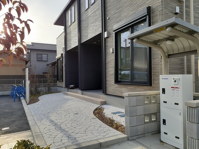 14/20 エントランス