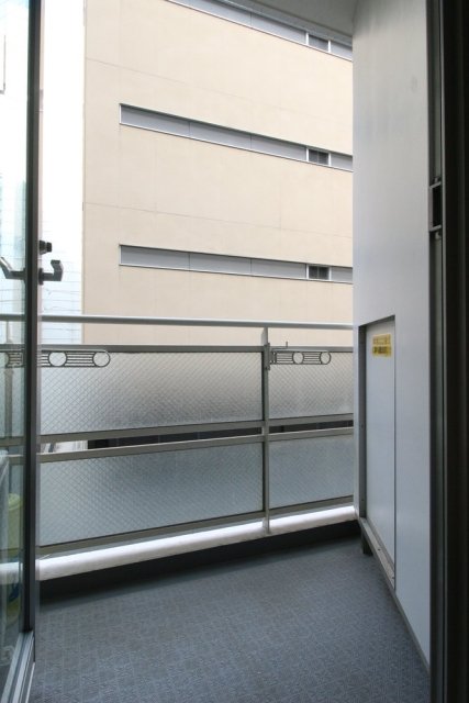 15/28 バルコニー