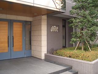 3/4 エントランス