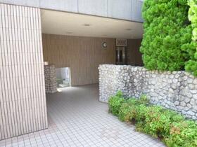 15/17 エントランス