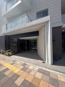 15/16 エントランス