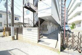 14/14 エントランス