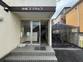 5/5 エントランス