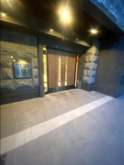 15/15 エントランス