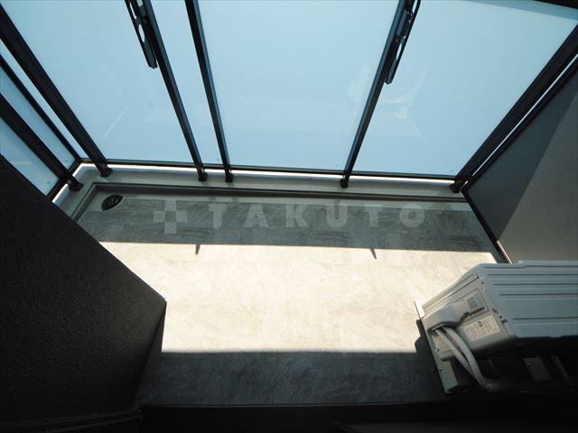 18/27 バルコニー