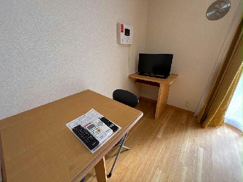 13/14 エントランス