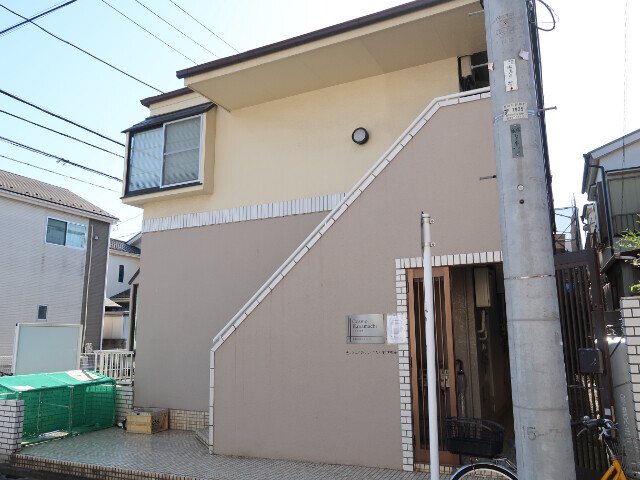 19/19 エントランス