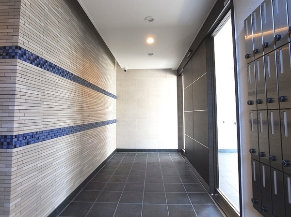 15/16 エントランス