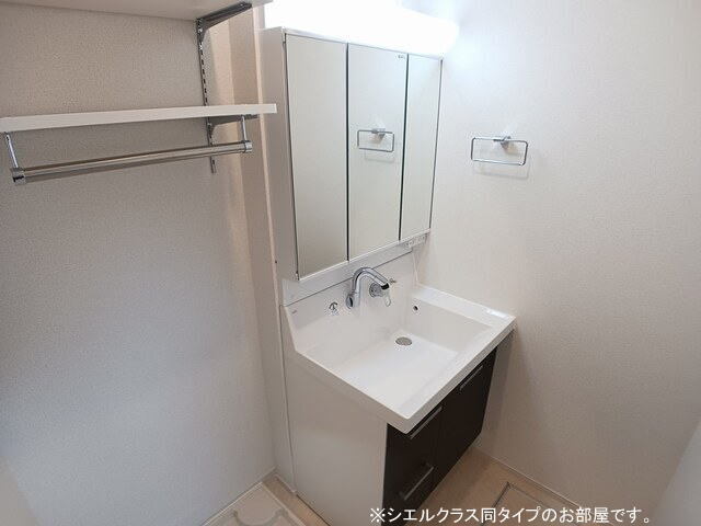 16/30 洗面