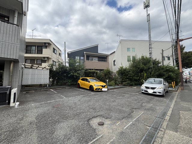 17/19 駐車場