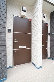 14/15 エントランス