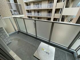 13/16 バルコニー