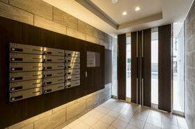 15/16 エントランス