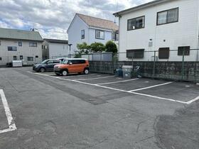 16/16 駐車場