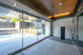 4/4 エントランス