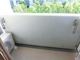 13/16 バルコニー