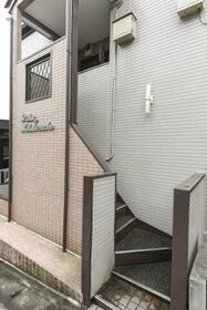 16/16 エントランス