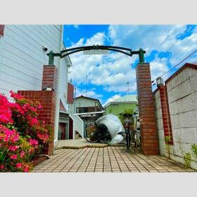 15/15 エントランス