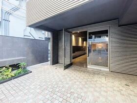 14/24 エントランス