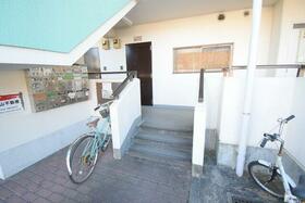 15/16 エントランス