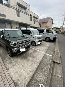 2/2 駐車場